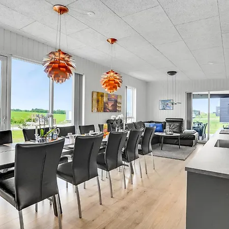 Gorgeous In With Kitchen